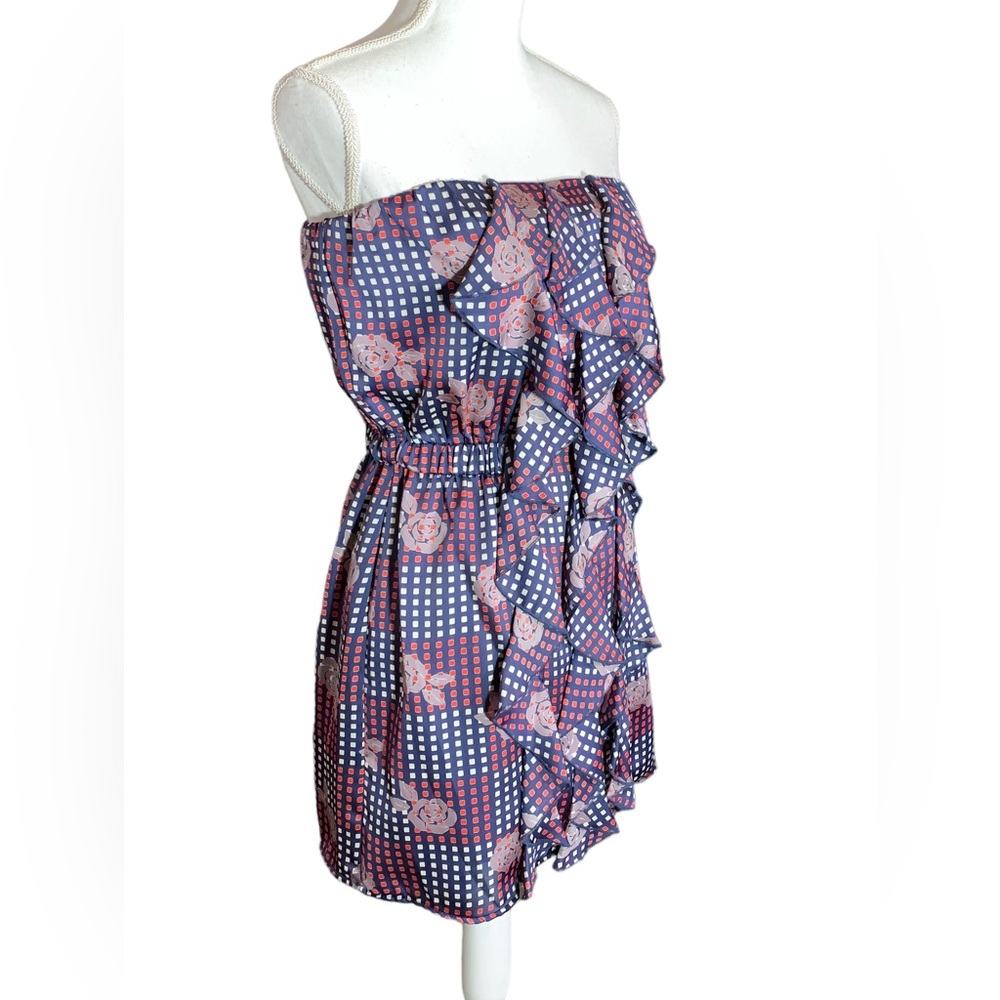 🎉Host Pick🎉 NWT Boutique Ruffled Strapless Mini Dress Size Small - Picture 2 of 6